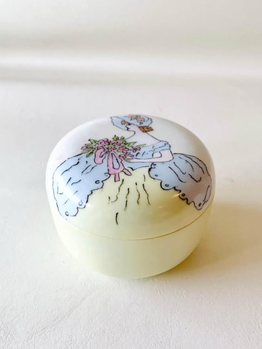 Vintage Opalescent Trinket Ring dish